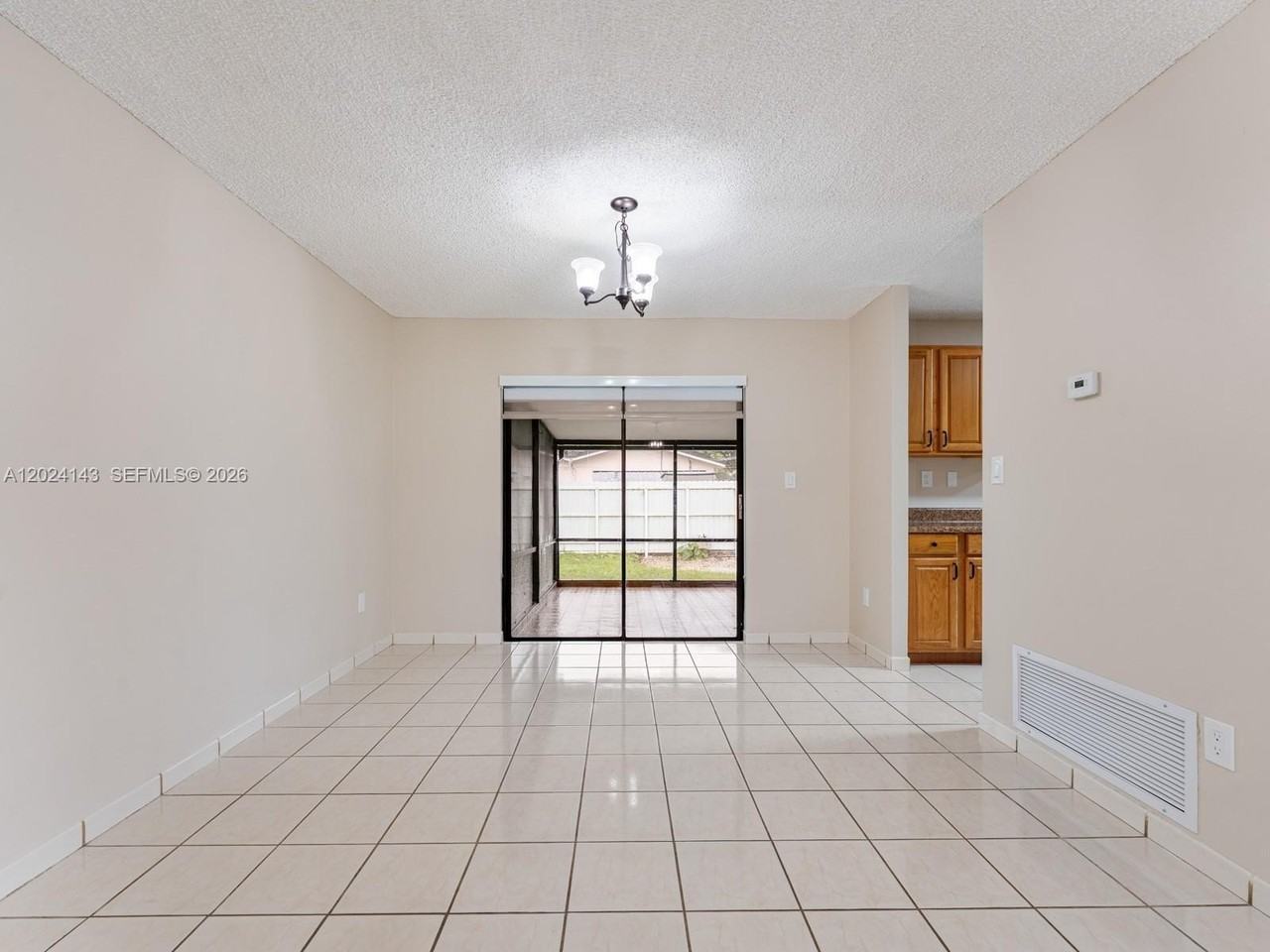 13360 Sw 46th St - Photo 5 of 39