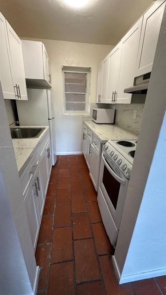 10903 Sw 88th St #227 - Photo 6 of 29