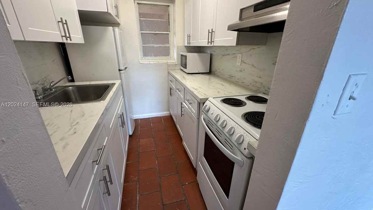 10903 Sw 88th St #227 - Photo 7 of 29