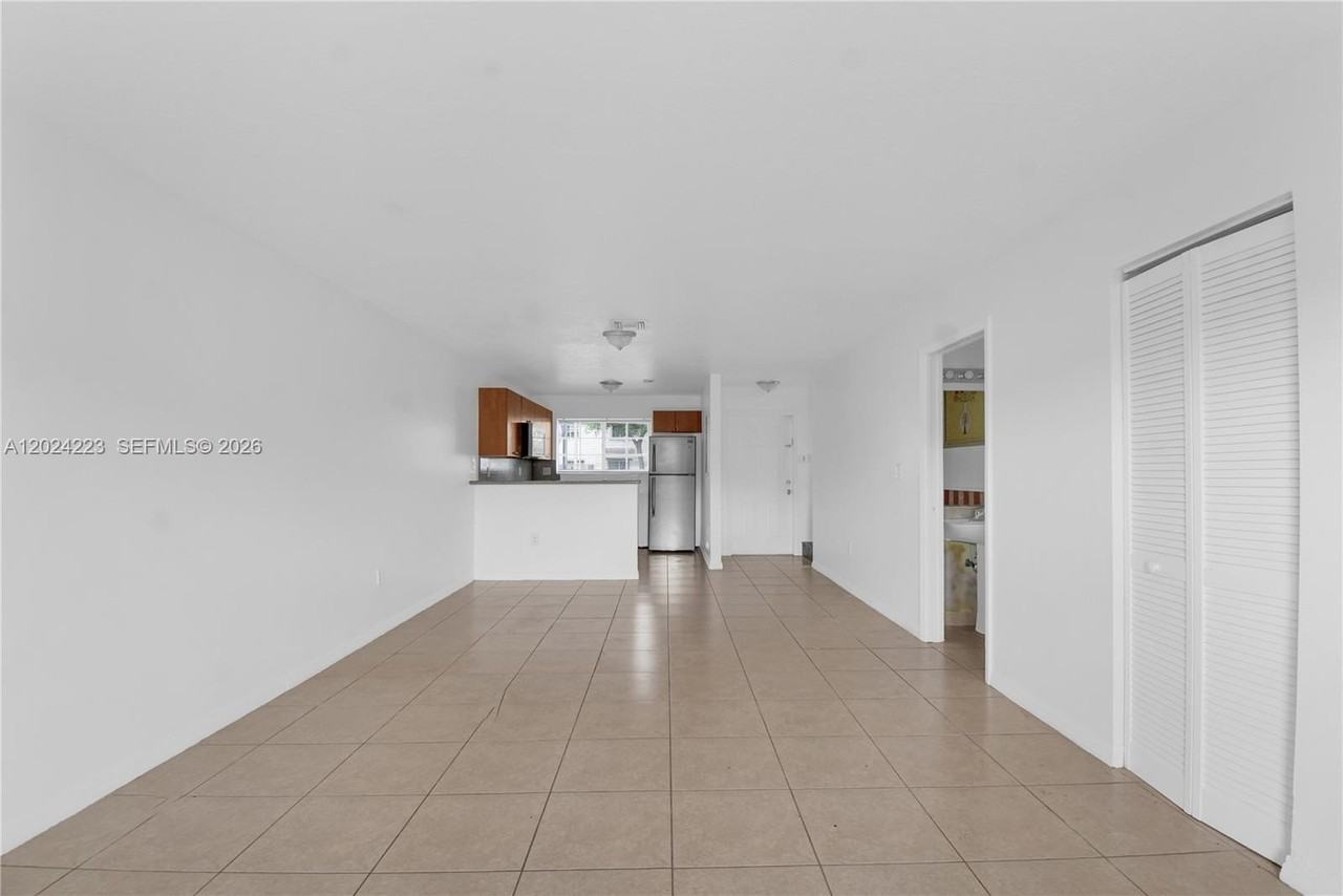 13958 Sw 260th St #101 - Photo 4 of 32