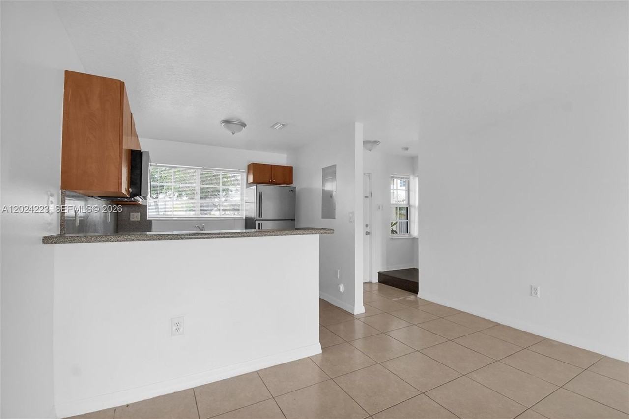 13958 Sw 260th St #101 - Photo 6 of 32
