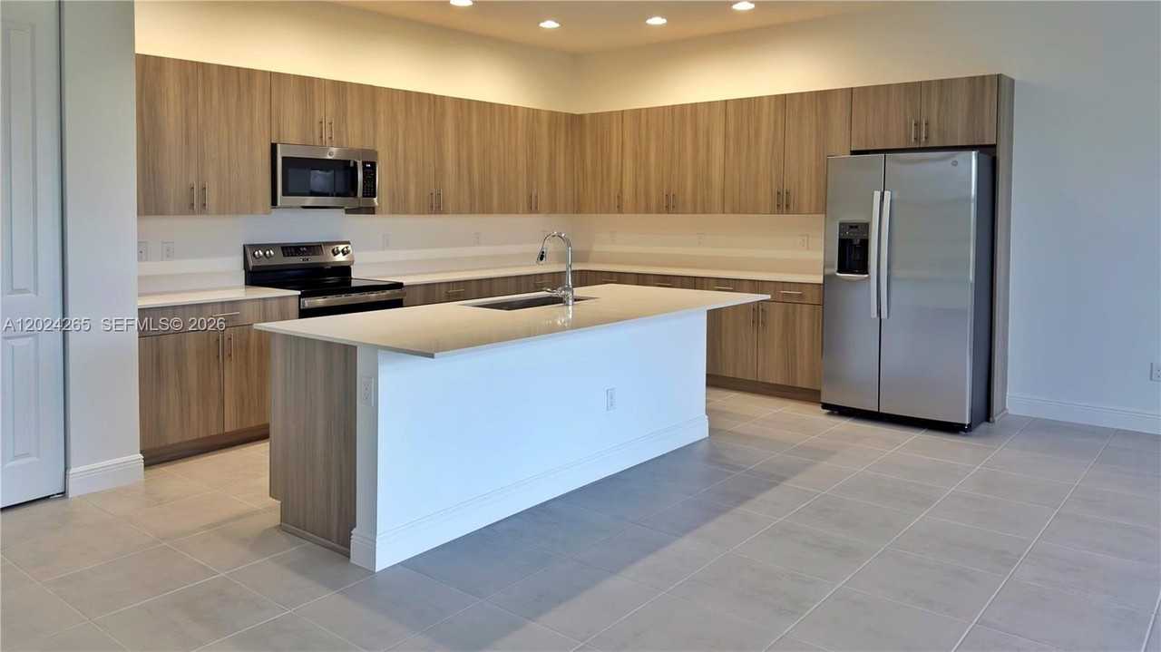 5021 Coquina Pl #5021 - Photo 6 of 40