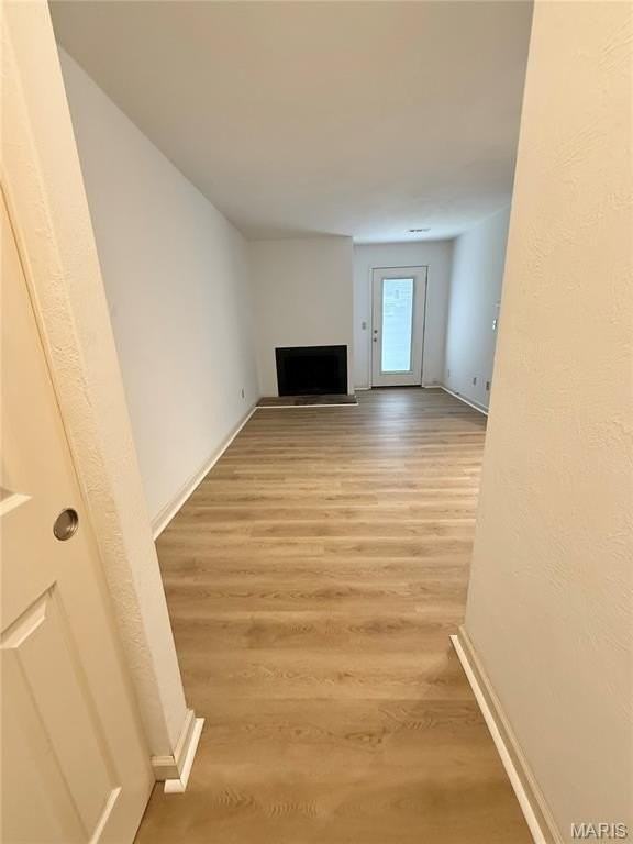 122 Ashley Dr - Photo 4 of 17