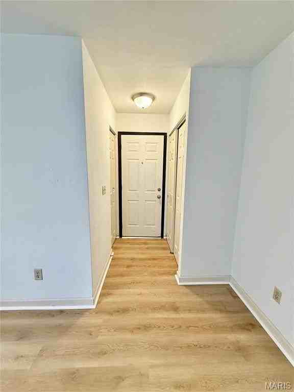 122 Ashley Dr - Photo 5 of 17