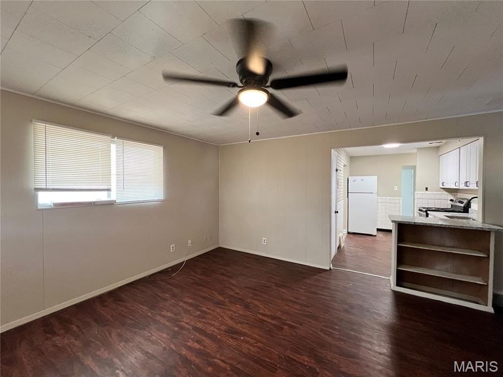 10518 Ewell Dr - Photo 6 of 16