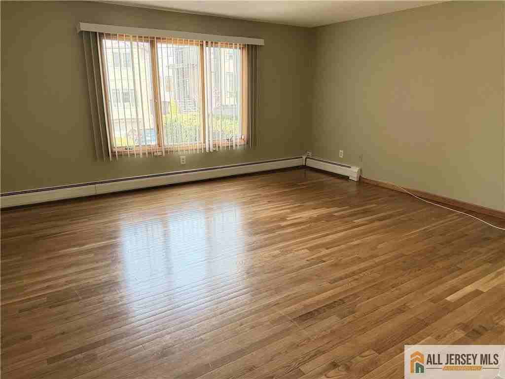 292 Myrtle Ave #A - Photo 5 of 16