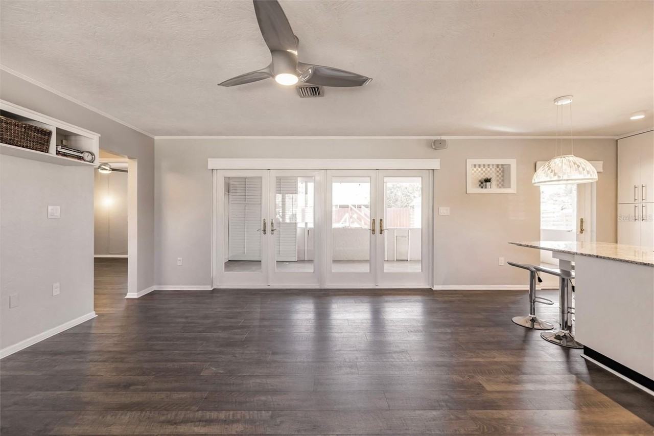 1720 Colleen St - Photo 6 of 50