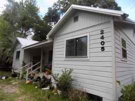 featured image of 2405 Ne 70th Ter