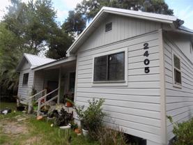 2405 Ne 70th Ter - Photo 1 of 1