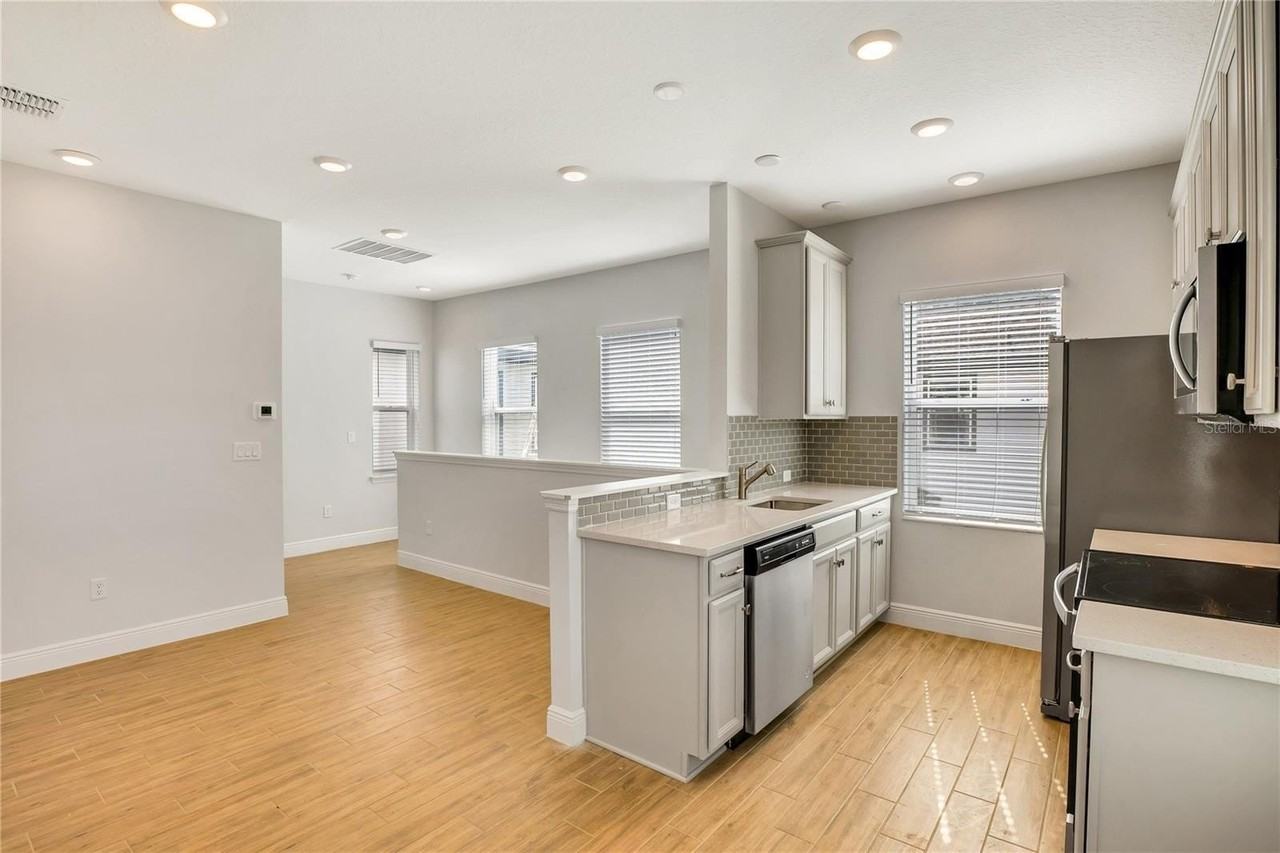 6547 Rover Way - Photo 4 of 11
