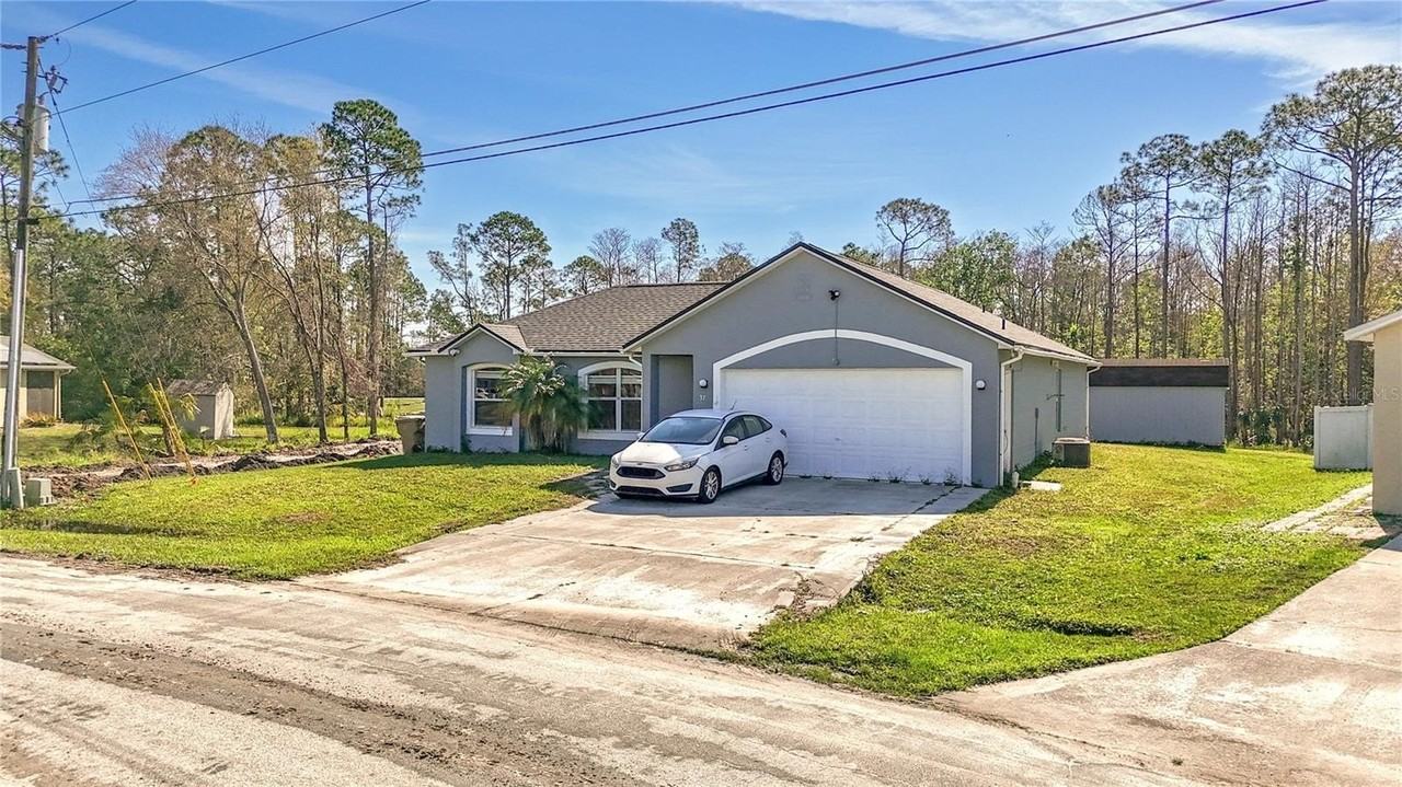 37 Peterlee Ct - Photo 2 of 35