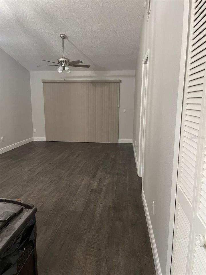 2510 King Oak Cir - Photo 6 of 14
