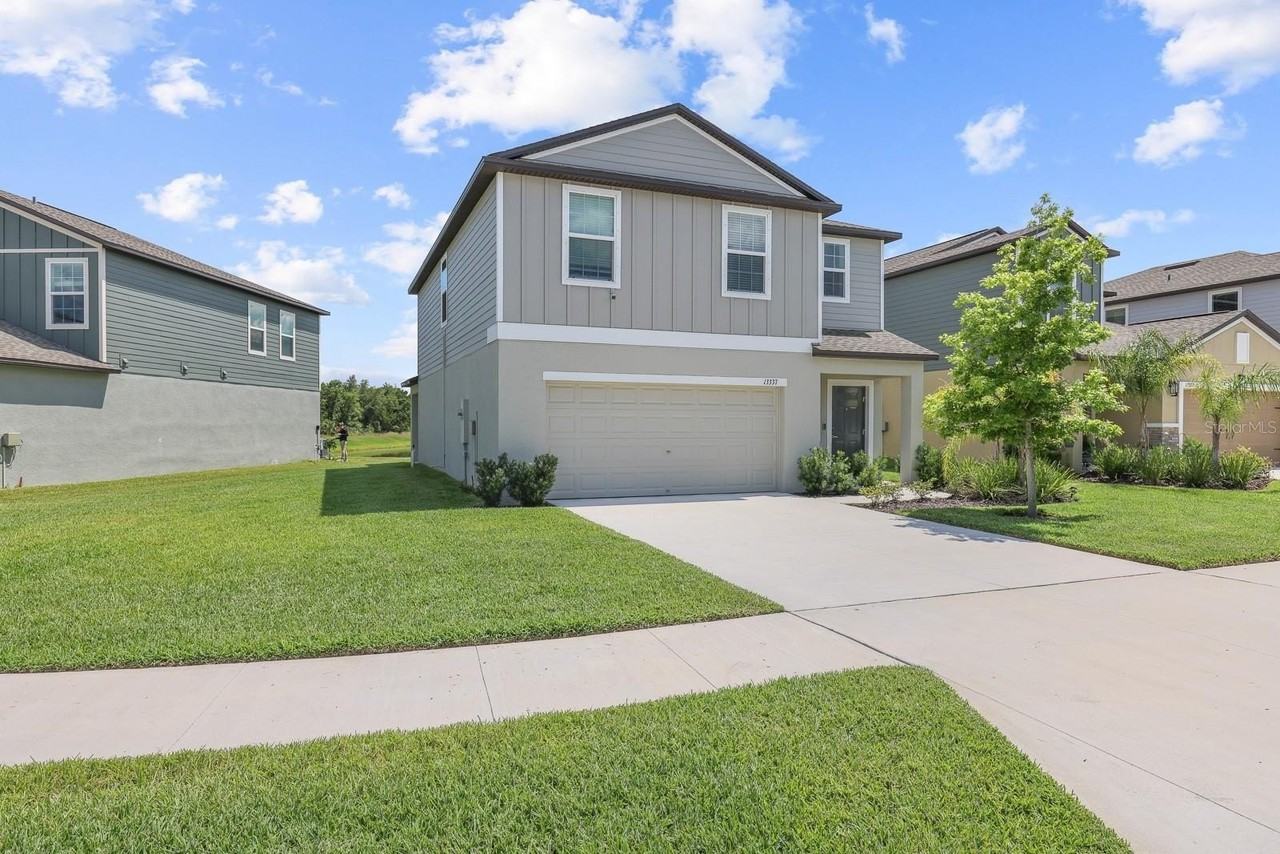 13337 Woodworth Way - Photo 3 of 24