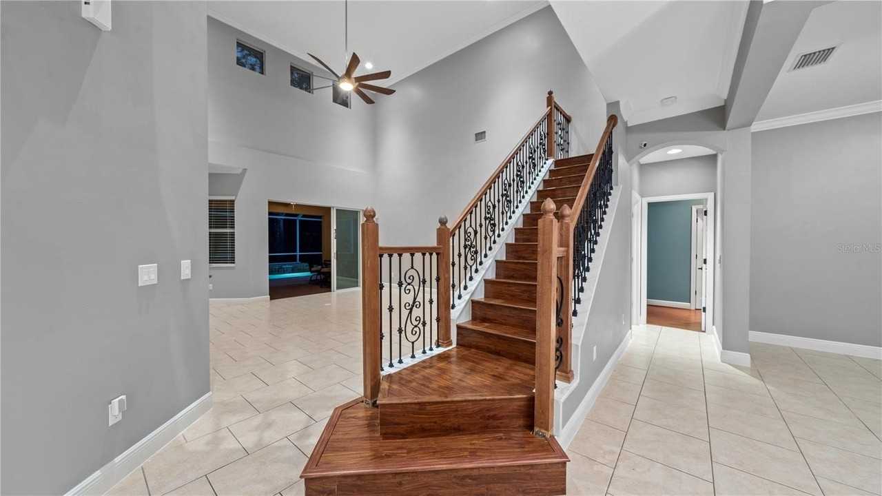 3350 Watermark Dr - Photo 3 of 40