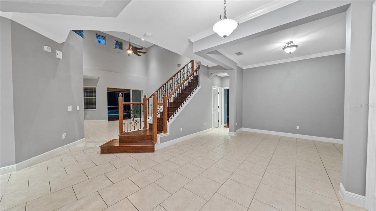 3350 Watermark Dr - Photo 4 of 40