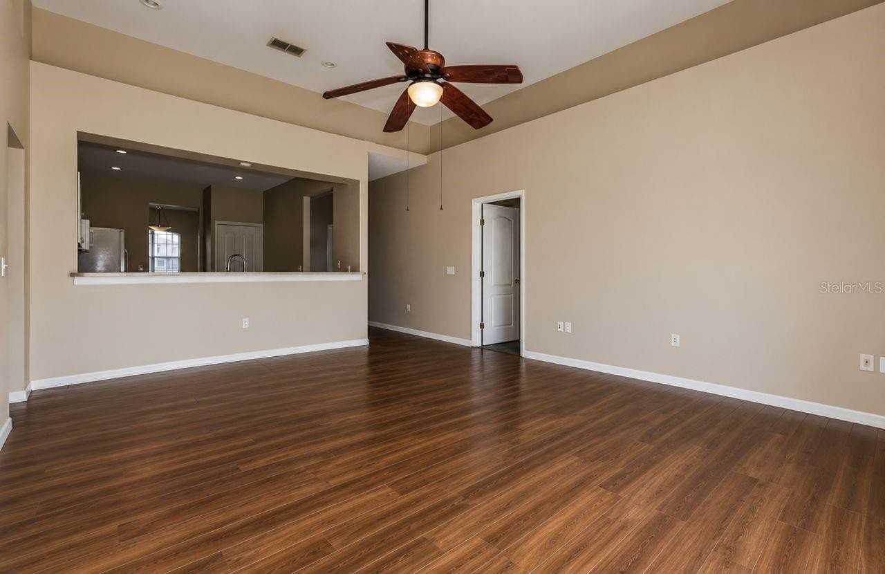 710 Hazy Meadow Ct - Photo 3 of 10