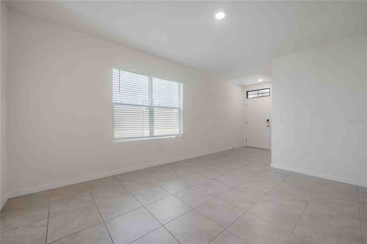 17042 Oval Rum Dr - Photo 6 of 50