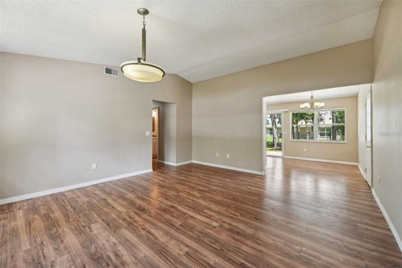 5 Cedar Ln - Photo 5 of 23
