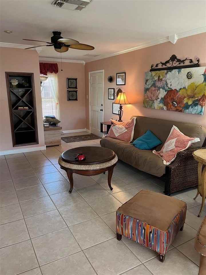 8372 Candlewood Rd - Photo 4 of 13