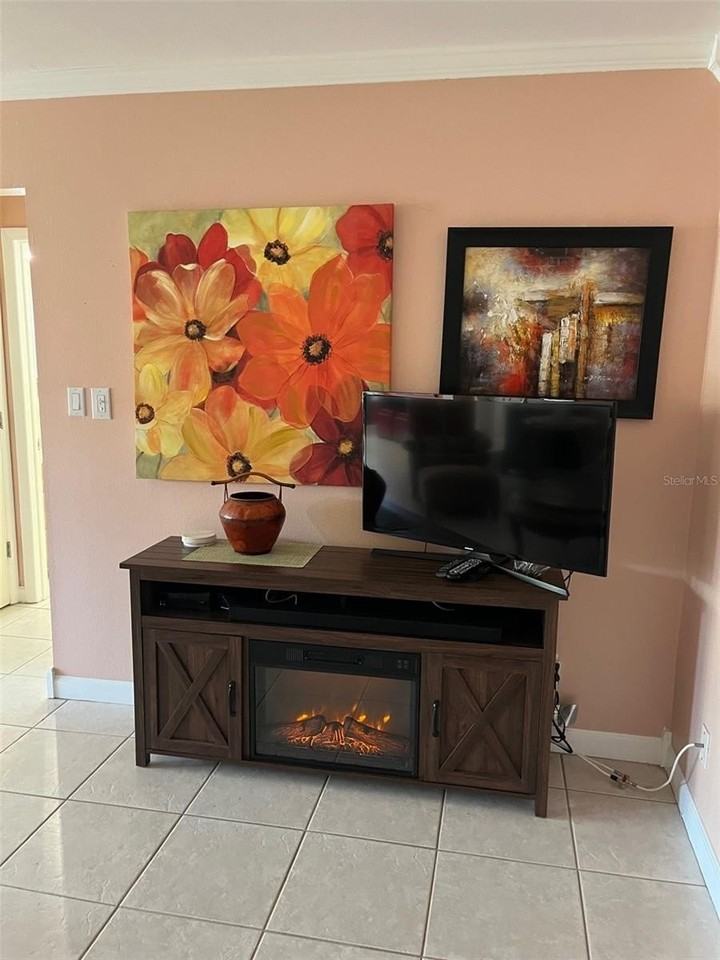 8372 Candlewood Rd - Photo 5 of 13
