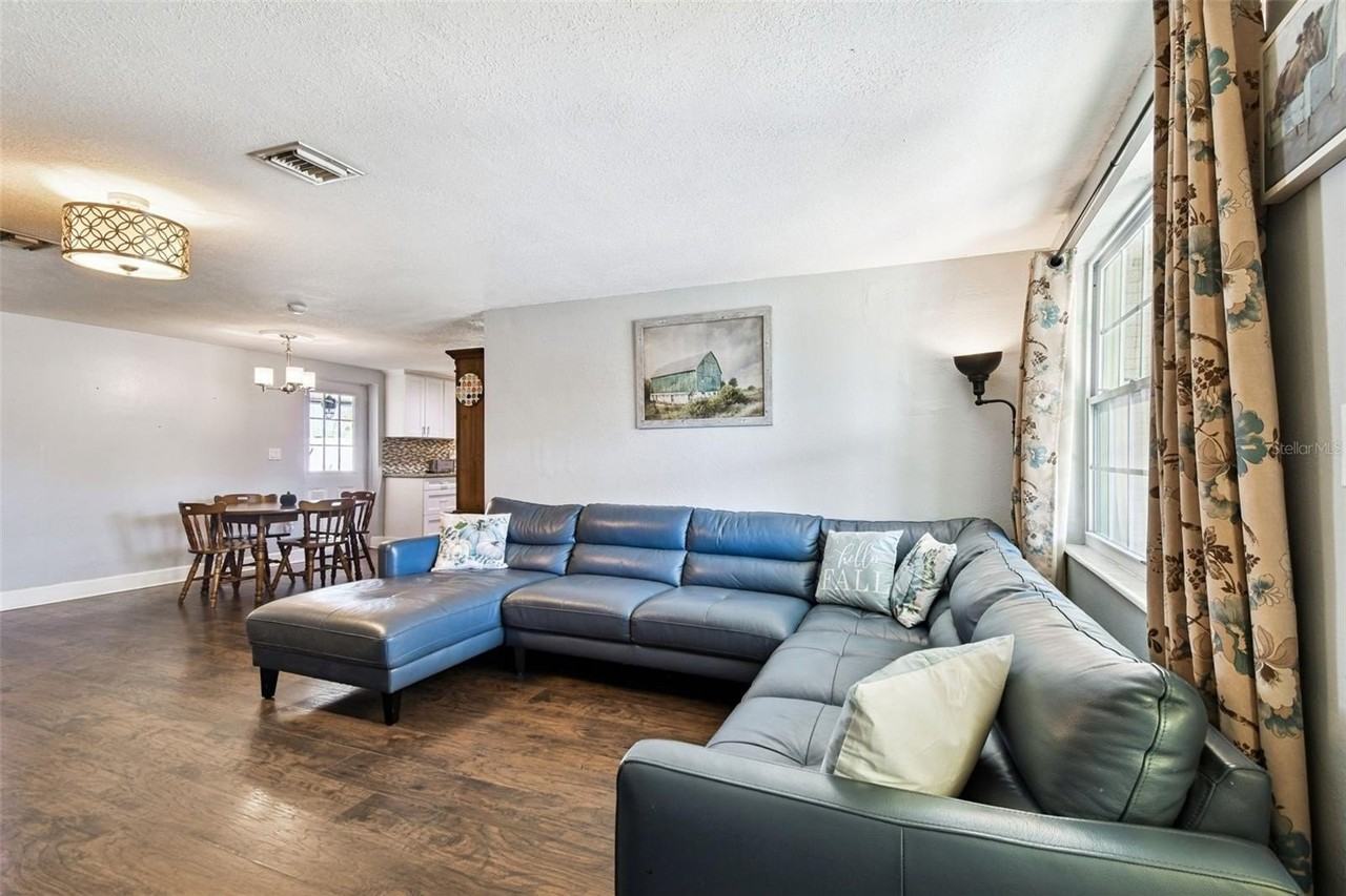 5831 1st Ave - Photo 4 of 22