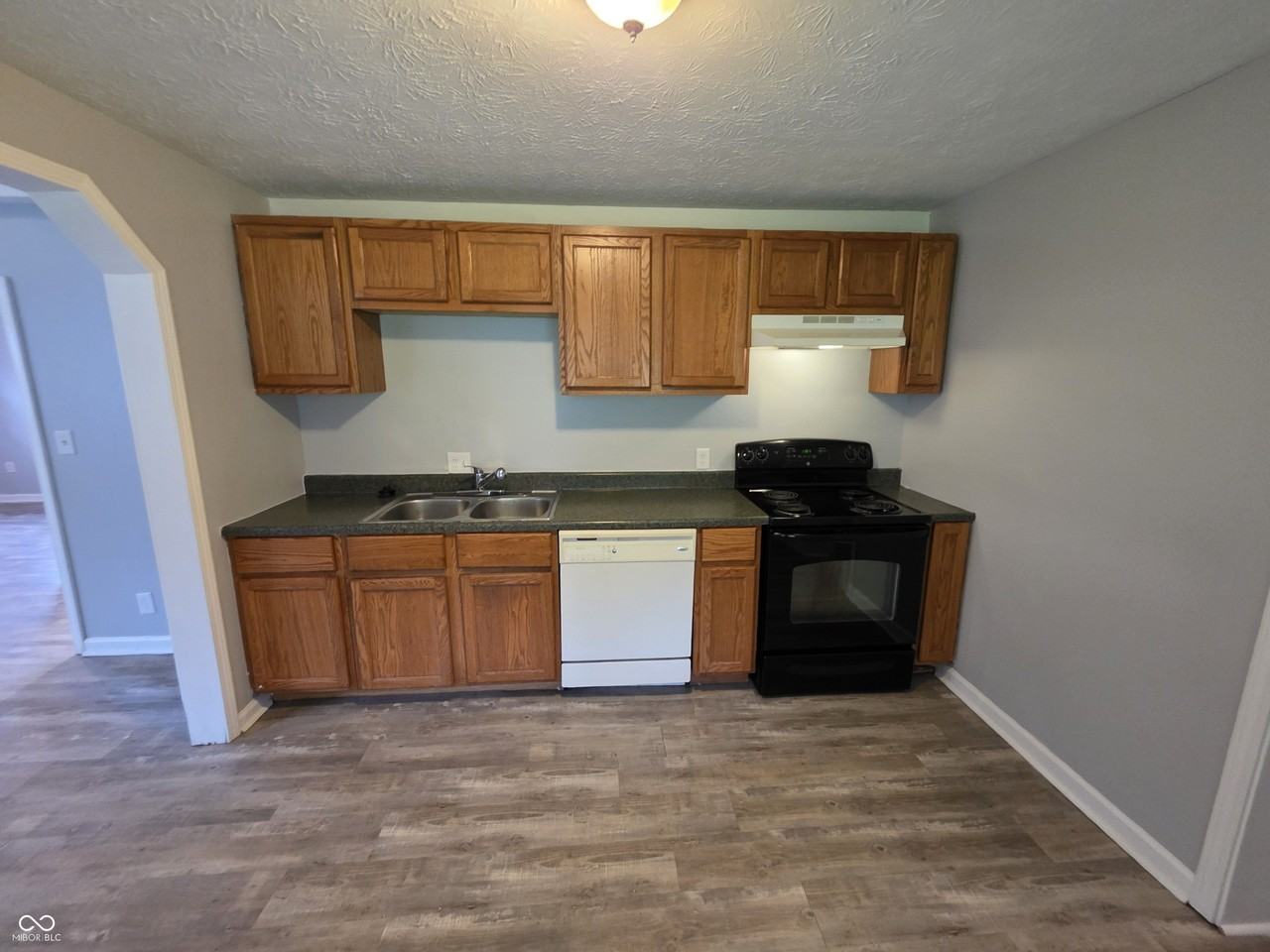 410 N 20th Ave - Photo 7 of 15