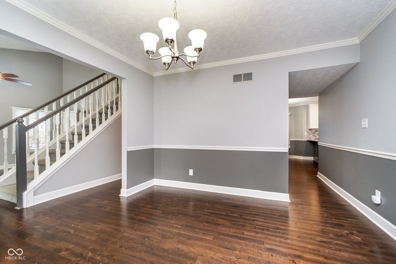 13738 Roswell Dr - Photo 6 of 28