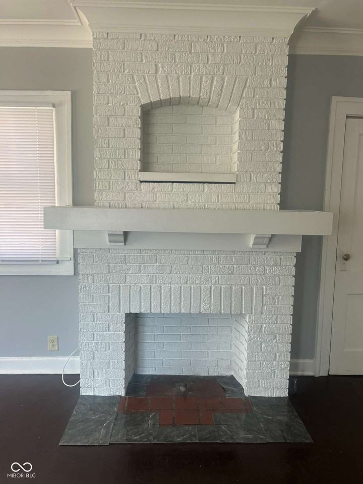 636 E 37th St #5 - Photo 7 of 24