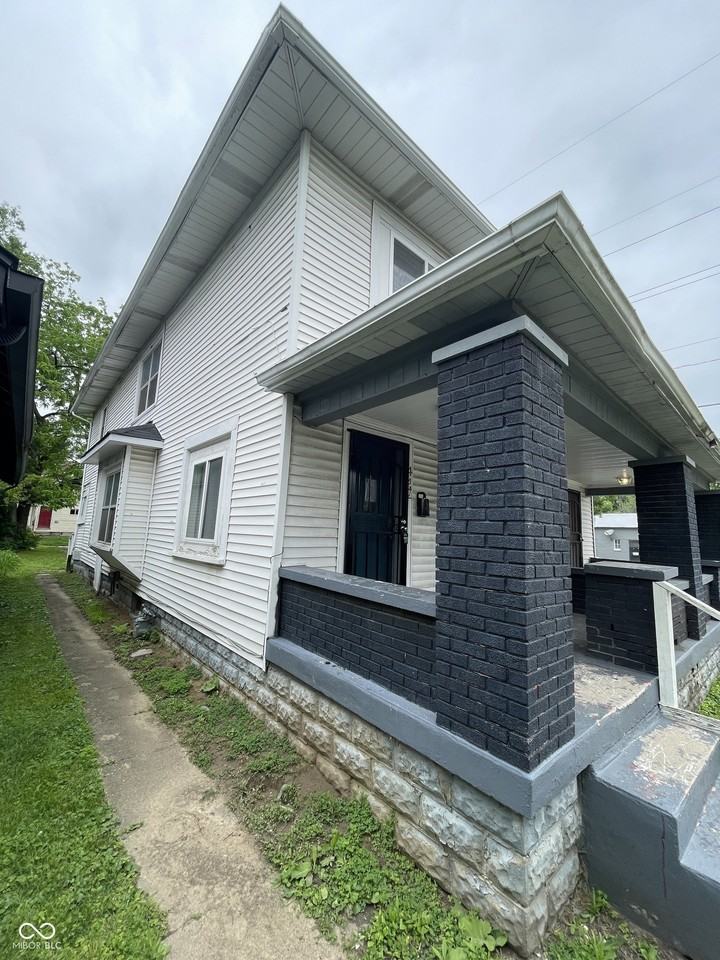 442 N Denny St - Photo 2 of 19