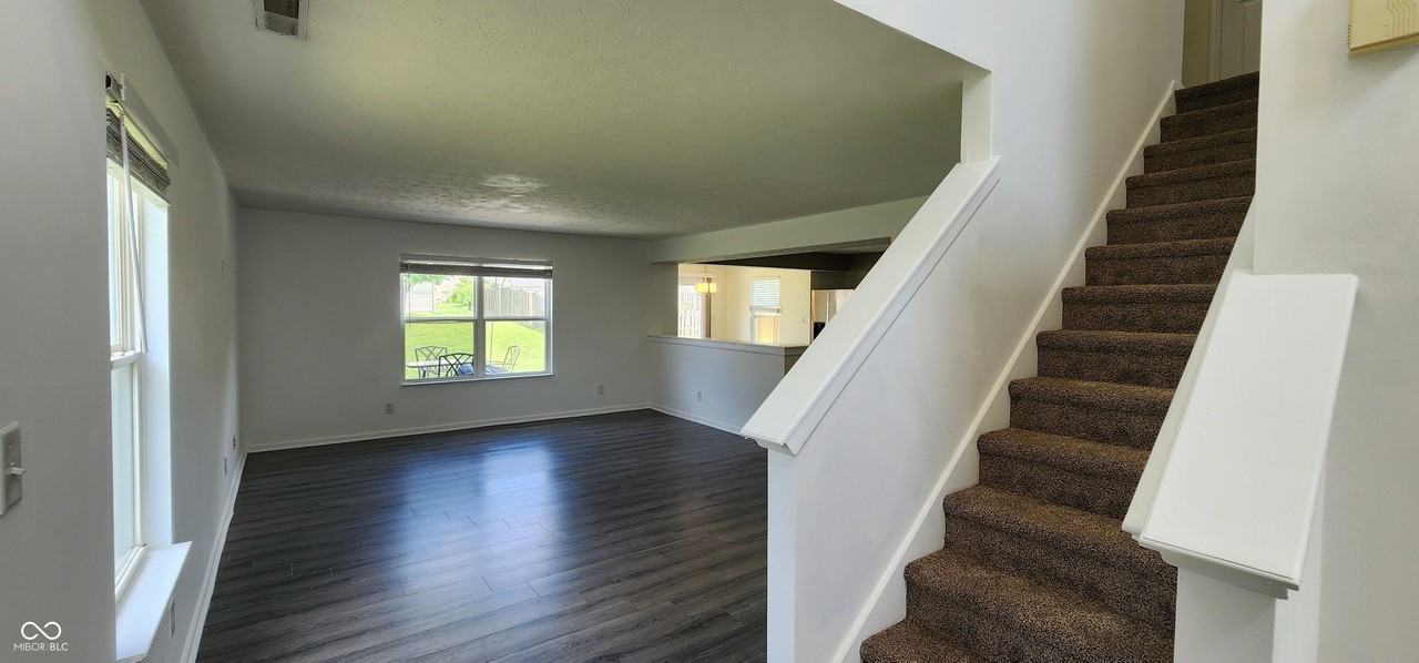 12472 Buccaneers Dr - Photo 3 of 31