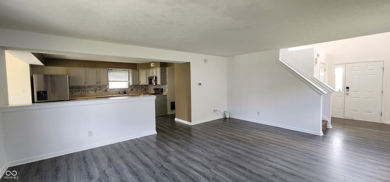 12472 Buccaneers Dr - Photo 4 of 31