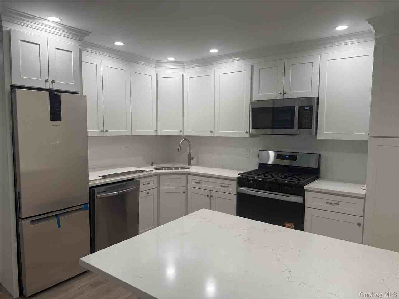 100A Main St - Photo 5 of 21