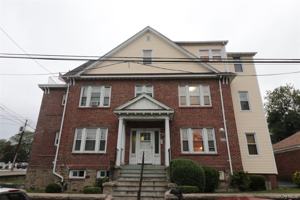 featured image of 594 Yonkers Ave #5