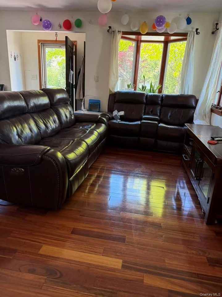116 West Ave - Photo 3 of 6