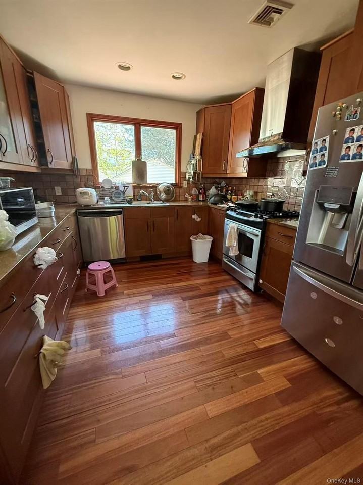 116 West Ave - Photo 4 of 6