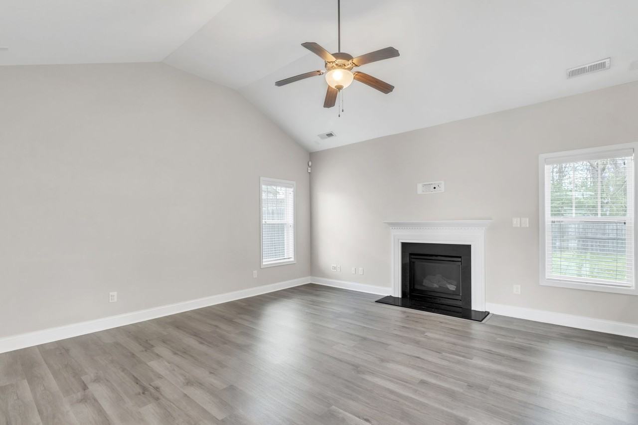 127 Ganton Dr #SM - Photo 7 of 41