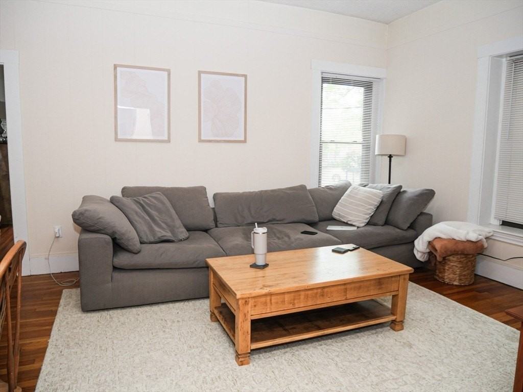 1386 Beacon St #2 - Photo 4 of 7