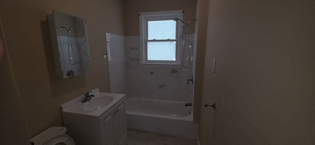 6th St #3 - Photo 2 of 10