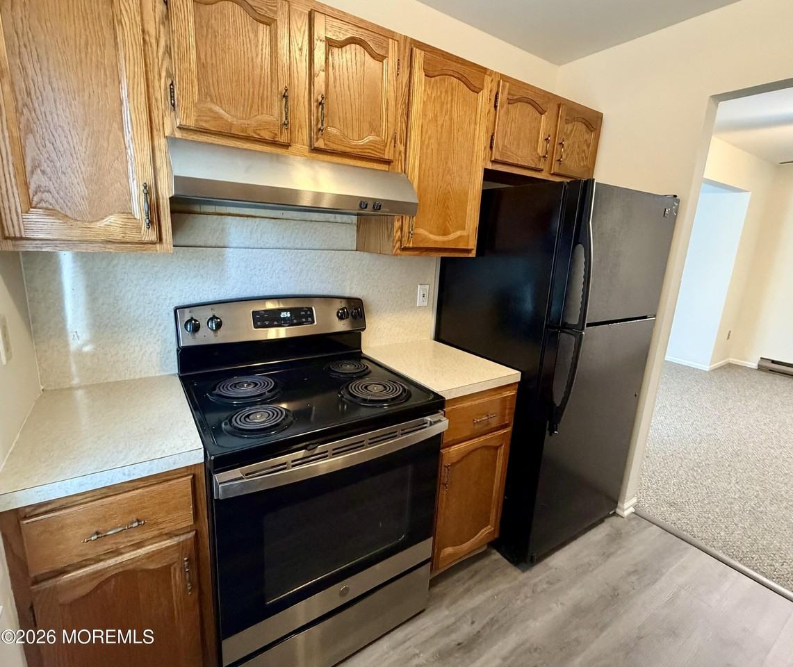 65 Whitefield Ave #212 - Photo 5 of 16