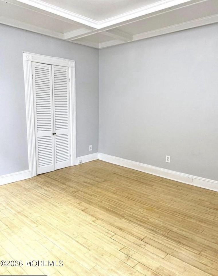 44 Norwood Ave - Photo 3 of 11