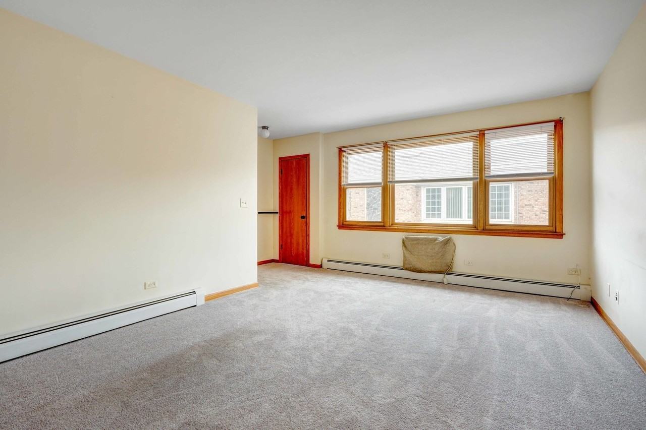 8444 W Gregory St #3B - Photo 4 of 9