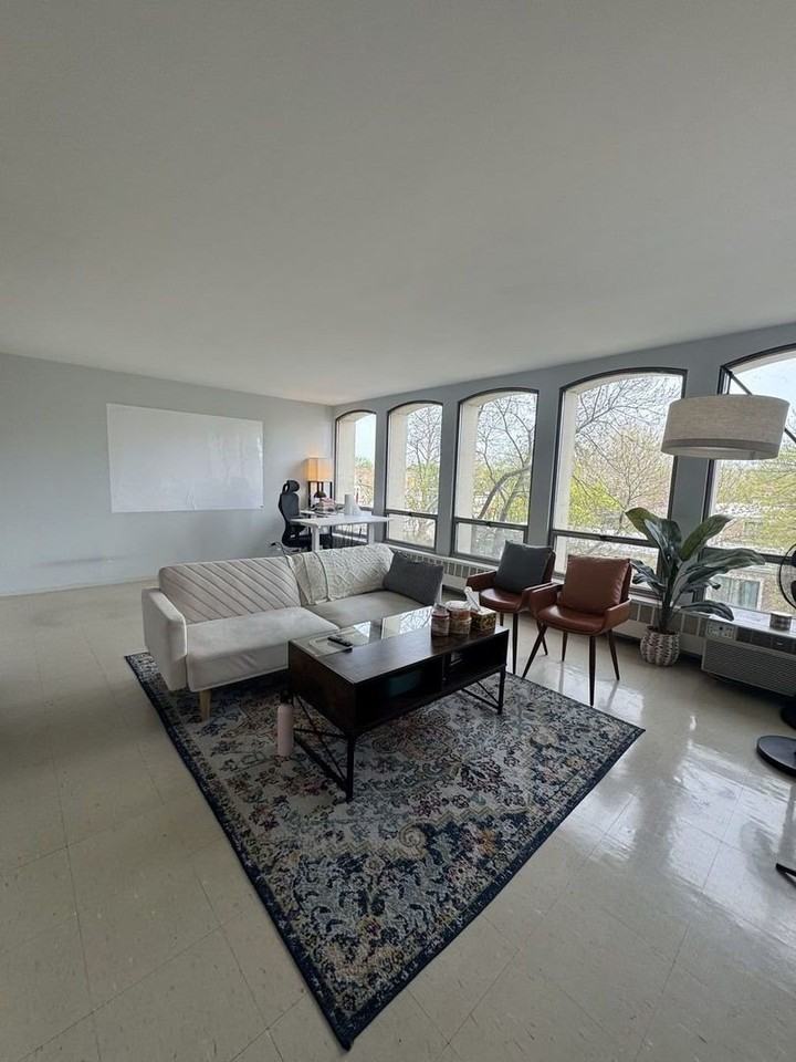 1401 E 55th St #305N - Photo 3 of 15