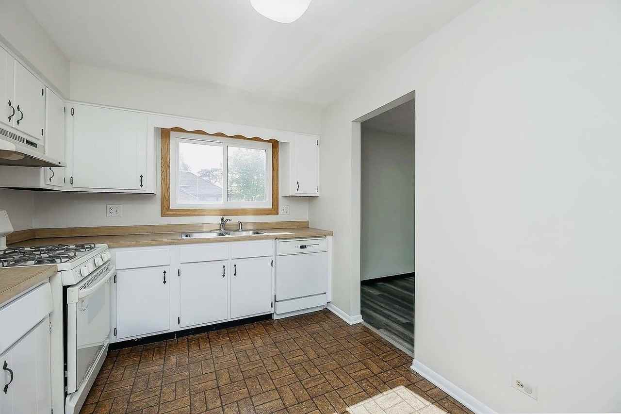 865 Sheldon Ct #C - Photo 5 of 11