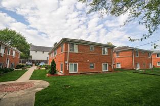 32 N Main St #1S - Photo 1 of 1