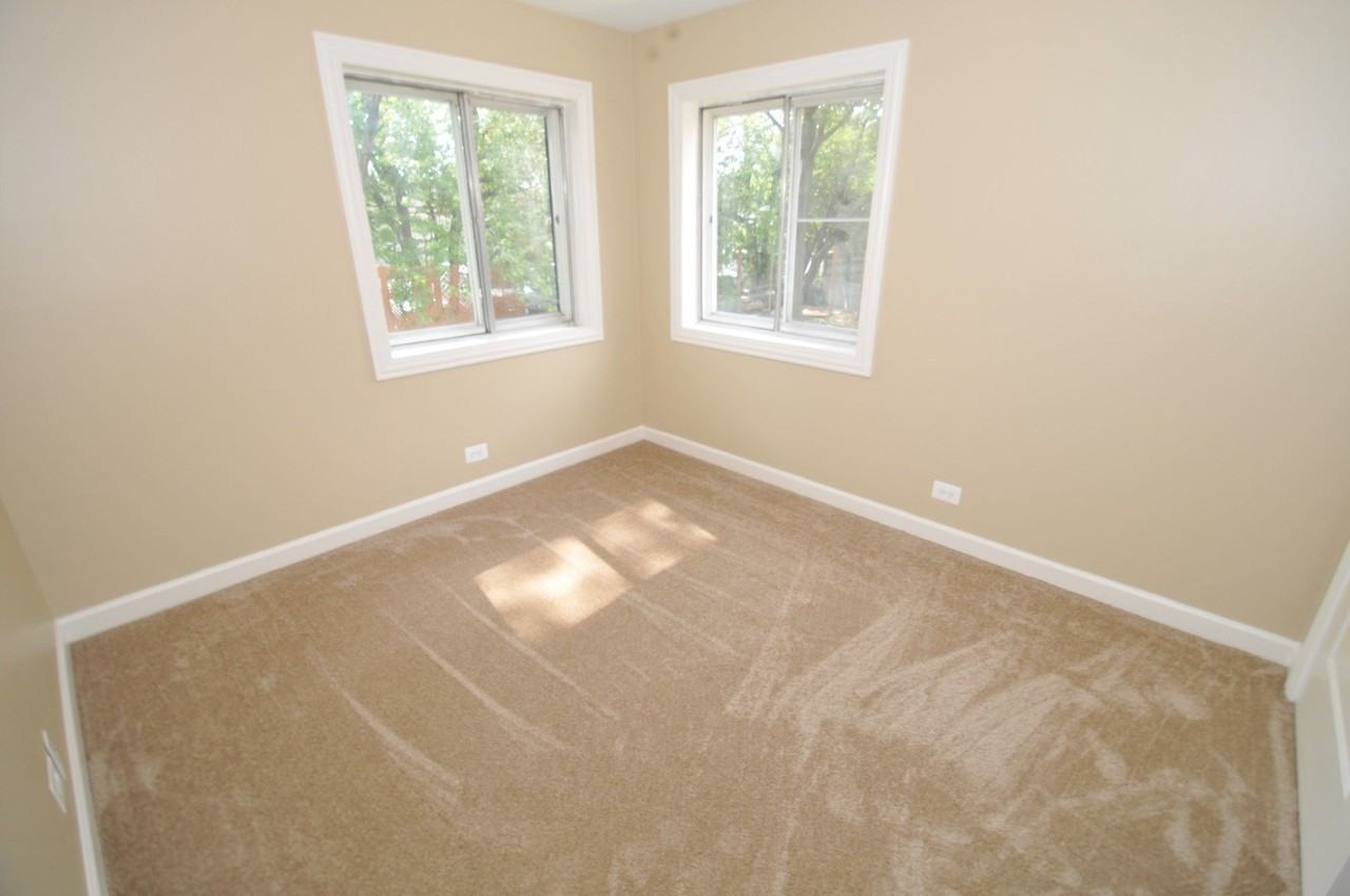 32 N Main St #1S - Photo 7 of 14
