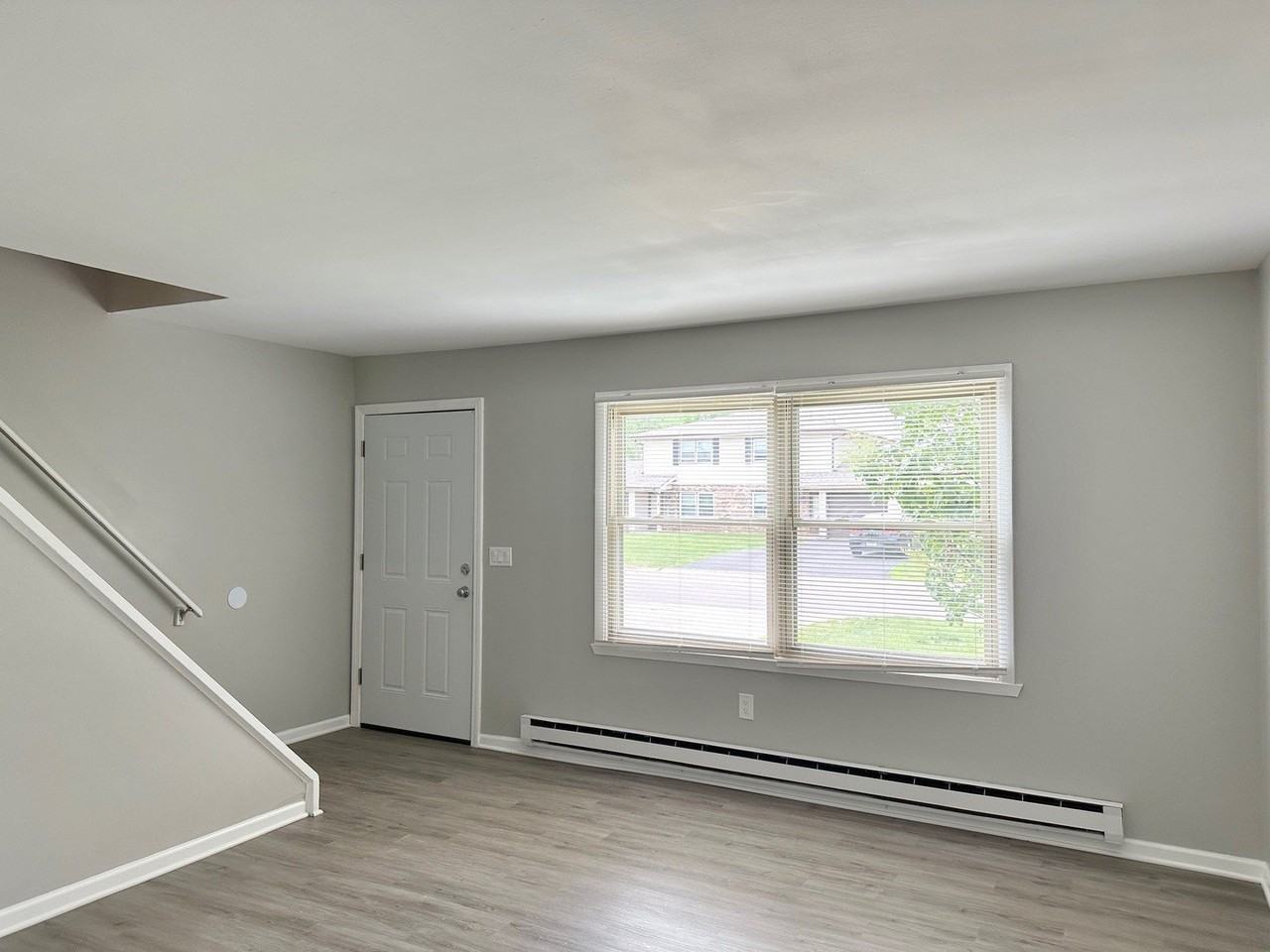 2030 Kevin Dr - Photo 6 of 16