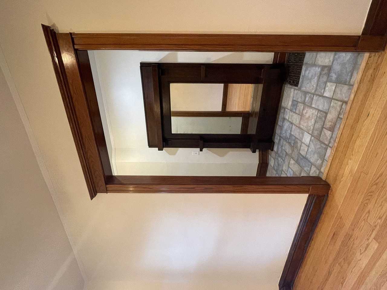 1613 W Berwyn Ave #1 - Photo 3 of 13