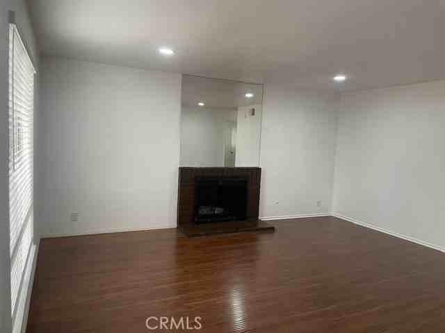 2143 Arcdale Ave - Photo 5 of 23