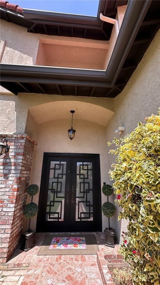 495 Woodbluff St - Photo 4 of 13