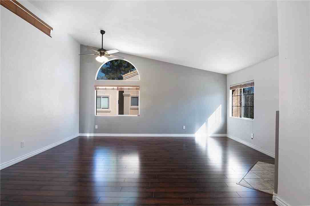 25126 Steinbeck Ave #H - Photo 7 of 22